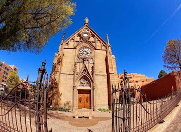 new-mexico/sante-fe/landmark/loretto-line-tours