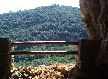greece/chalkidiki/landmark/holy-cave-of-saint-cosmas-of-zograf