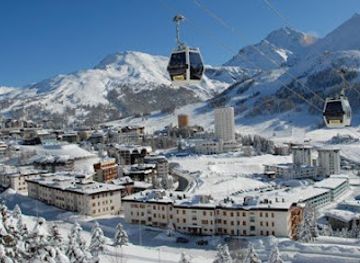 italy/sestriere/landmark/sestriere-skiing-hill