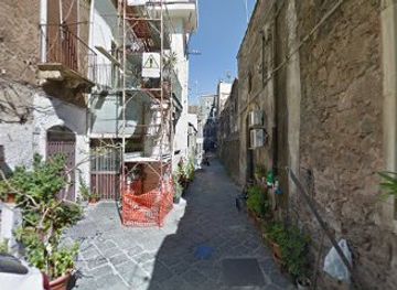 italy/catania/san-cristoforo-san-giuliano/landmark/bastione-di-san-giuliano