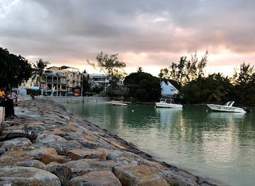 mauritius/trou-aux-biches/landmark/croisieres-australes