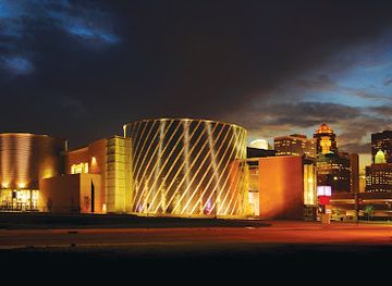 iowa/des-moines/landmark/science-center-of-iowa