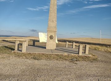 south-dakota/missouri-river-valley/landmark/sakakawea-monument