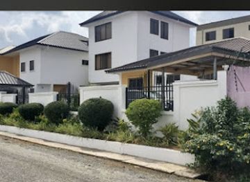 ghana/koforidua/landmark/empire-court-hotel