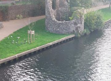 united-kingdom/norwich/landmark/carrow-bridge