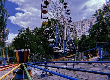 moldova/chisinau/botanica/landmark/befly-garden