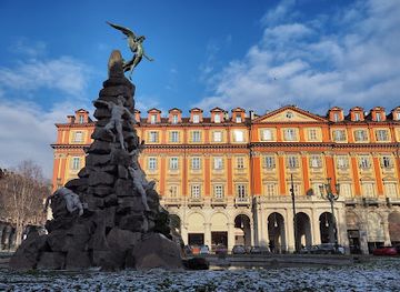 italy/turin/landmark/piazza-statuto
