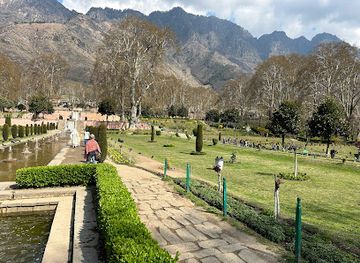 india/kashmir-valley/landmark/shah-kashmir-arts-emporium