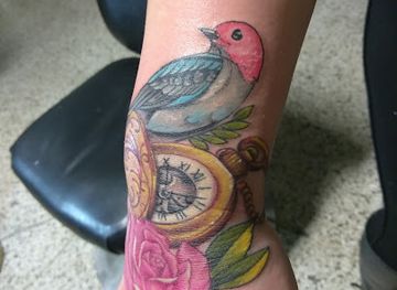 wisconsin/kenosha/landmark/kalaca-tattoos