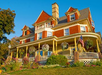 wisconsin/bayfield/landmark/old-rittenhouse-inn