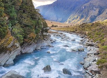 new-zealand/mount-aspiring-national-park/landmark/rob-roy-glacier-track