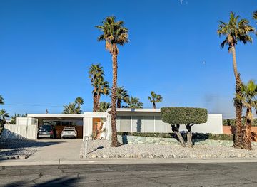 california/palm-springs/racquet-club-estates/landmark/racquet-club-estates