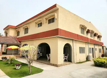 Hotel Bella Bellow