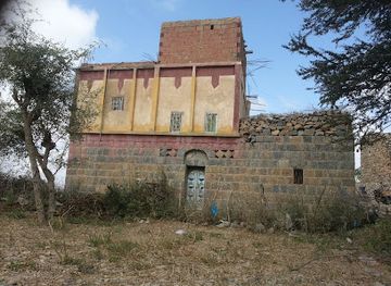 yemen/al-hajjarah-village/landmark/bridge-of-taiz-st-round