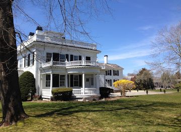 massachusetts/martha-s-vineyard/landmark/vineyard-preservation-trust