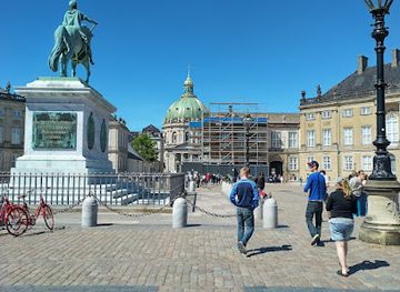 denmark/copenhagen/attraction/amalienborg-palace-museum