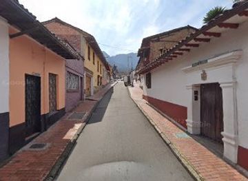 colombia/bogota/chapinero/landmark/calle-de-la-pena