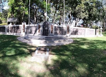 australia/far-north-queensland/landmark/queensland-korean-war-memorial