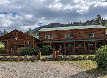 wyoming/park-county/landmark/crossed-sabres-ranch