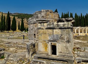 turkiye/isauria/landmark/hierapolis