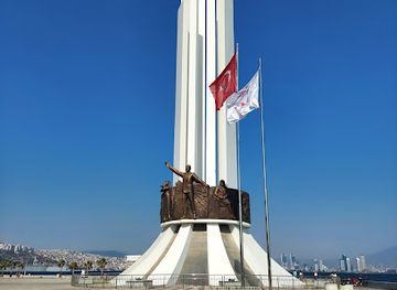turkiye/izmir/karsiyaka/landmark/ataturk-monument-karsiyaka