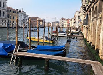 italy/venice/cannaregio/landmark/palazzo-contarini-pisani