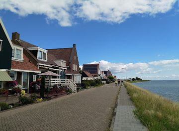 netherlands/volendam/landmark/cheese-factory-volendam
