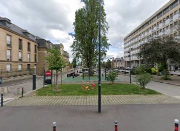 france/rennes/landmark/citiz-rennes-metropole-station-fac-de-droit