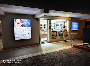 sint-maarten/maho/landmark/radisson-jewels