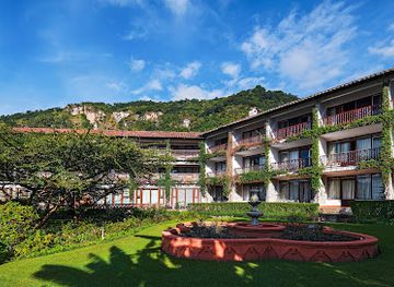 guatemala/panajachel/landmark/atitlan-hotel
