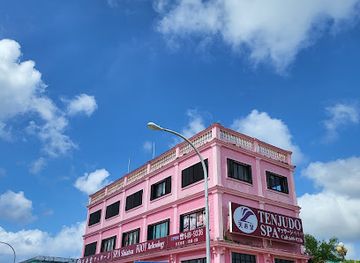 guam/tumon/landmark/heavy-hitters