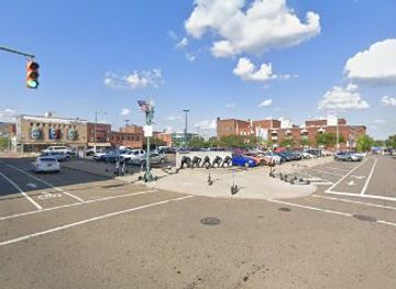 ohio/canton/landmark/nfl-draft-memorial