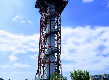 pennsylvania/erie/landmark/scallywags-pirate-adventures