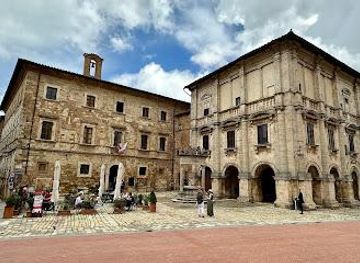italy/perugia/landmark/piazza-grande