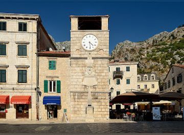 montenegro/bay-of-kotor/landmark/clock-tower-of-kotor