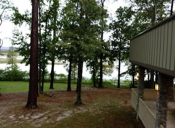 alabama/chattahoochee-valley/landmark/lakepoint-state-park