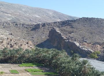 oman/al-batinah-south-governorate/landmark/wadi-al-nakhr