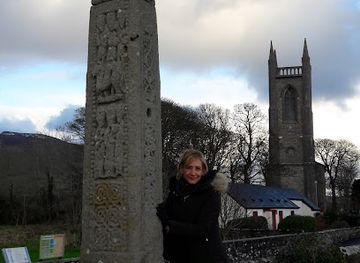 ireland/connacht/landmark/drumcliffe-church-w-b-yeat-s-grave