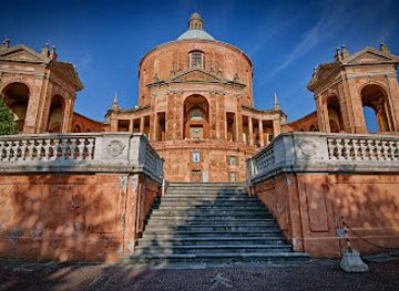 italy/bologna/landmark/santuario-madonna-di-san-luca