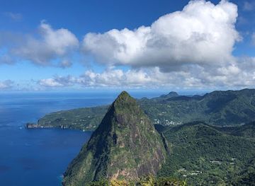 saint-lucia/pitons/landmark/gros-piton-nature-trail