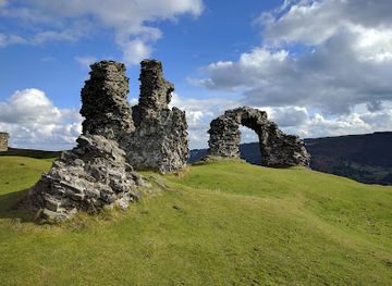 united-kingdom/clwyd/attraction/castell-dinas-bran-2
