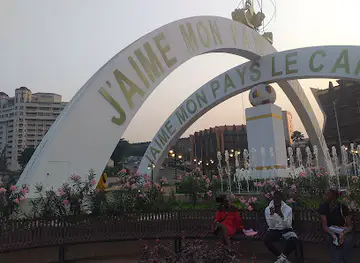 Monument j'aime mon pays