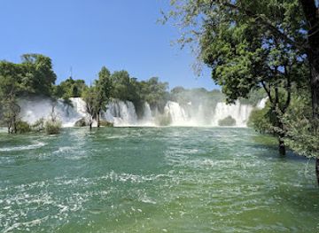 bosnia-and-herzegovina/vrelo-bosne-park/landmark/skakavac-waterfall