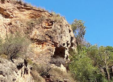 armenia/sisian-petroglyphs/landmark/devil-s-bridge
