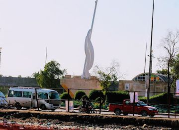 iraq/basra/landmark/al-tayran-square