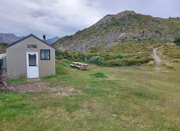 new-zealand/kaikoura/landmark/mt-fyffe-hut