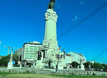 portugal/cascais/landmark/praca-marques-de-pombal