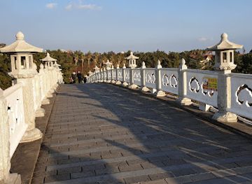 south-korea/jeju-city/jungmun/landmark/cheonjeyeon-waterfalls