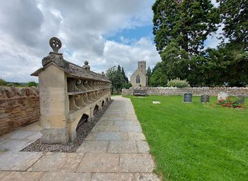 united-kingdom/gloucestershire/landmark/the-bee-shelter-hartpury