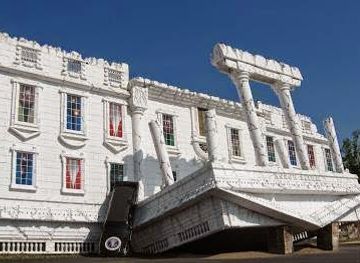 wisconsin/wisconsin-dells/landmark/top-secret-attraction